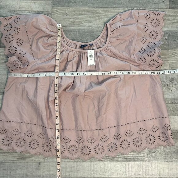 Gap NWT Dusty Pink Eyelet Lace Flutter Sleeve Top F15 - Picture 6 of 6